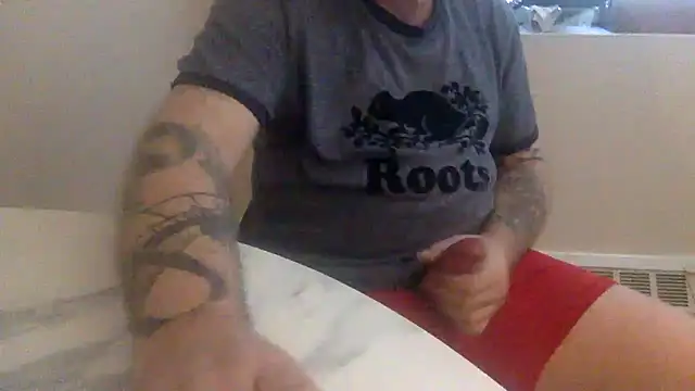 Snapshot of edger4lif3 chatting on 10.19.25 edger4lif3 online show from 10.19.25