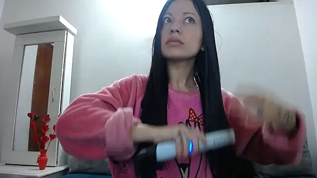 Taylormegan online show from 11.15.25