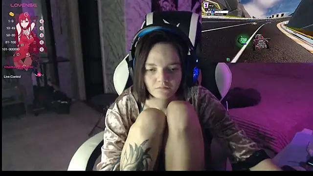 Kitti study online show from 10.04.25