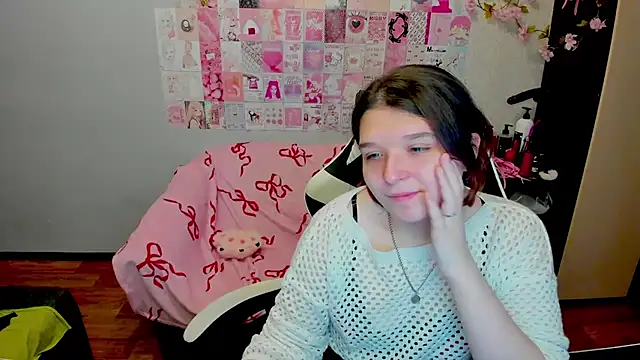 Snapshot of Acid_Kate chatting on 10.12.25 Acid Kate online show from 10.12.25