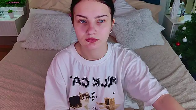 Angel Braun online show from 12.18.25