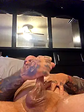 Kwillie online show from 04.25.26