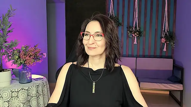 UnaTerra online show from 10.11.25