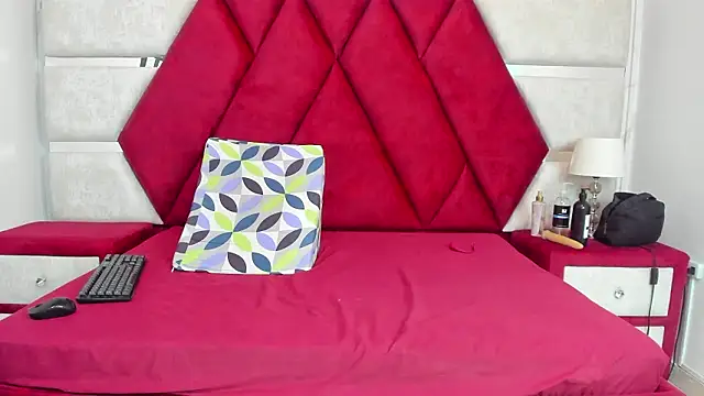 Kity spiderr online show from 03.12.26