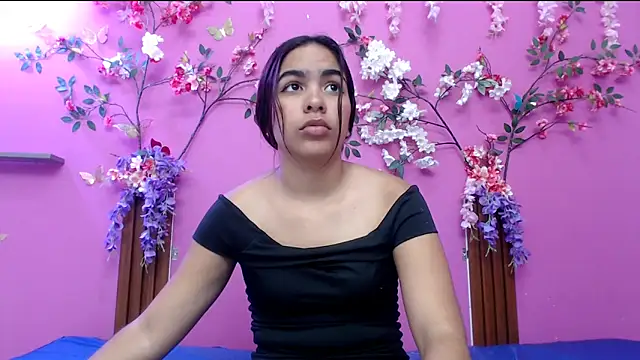 skinnysofia18 online show from 05.30.26