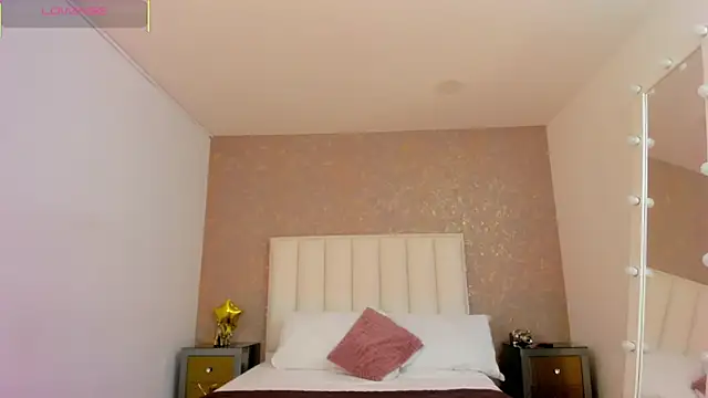 Snapshot of KaylieBrooks chatting on 09.26.25 KaylieBrooks online show from 09.26.25