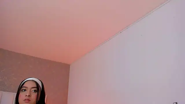 Snapshot of KaylieBrooks chatting on 11.22.25 KaylieBrooks online show from 11.22.25