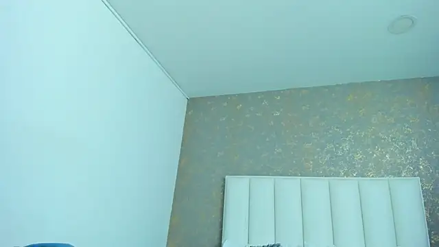 Snapshot of KaylieBrooks chatting on 12.15.25 KaylieBrooks online show from 12.15.25