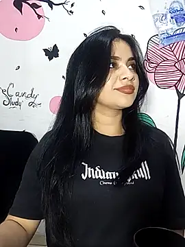 ValerieLove  online show from 10.17.25