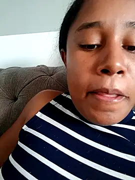 MoniqueMulberry online show from 11.06.25