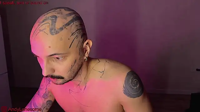 Snapshot of AndyLonesome chatting on 09.11.25 AndyLonesome online show from 09.11.25