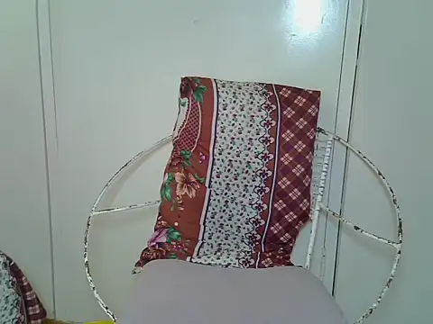 BeautyQueenX22 online show from 09.29.25