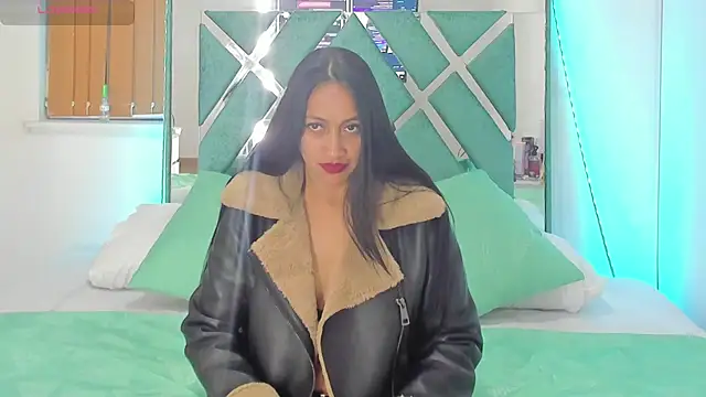 Anthonellacandy online show from 10.23.25