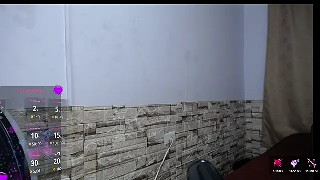 DaraKat18 online show from 10.18.25