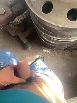 Chico031289 online show from 04.17.26