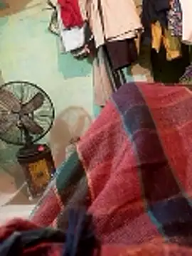 Snapshot of CUTE-004 chatting on 01.11.26 CUTE-004 online show from 01.11.26