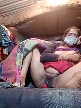 Snapshot of CUTE-004 chatting on 02.06.26 CUTE-004 online show from 02.06.26