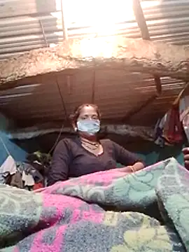 Snapshot of CUTE-004 chatting on 02.16.26 CUTE-004 online show from 02.16.26