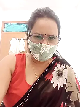 Snapshot of Your-vipasha chatting on 05.05.26 Your-vipasha online show from 05.05.26