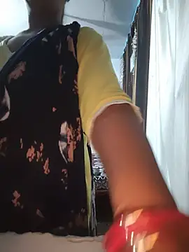 Snapshot of your_favourite_bhabhi chatting on 08.03.26 your favourite bhabhi online show from 08.03.26