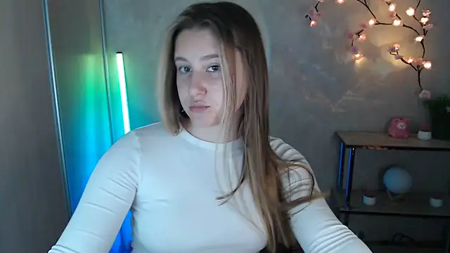 Snapshot of Milka_kamila chatting on 07.08.26 Milka kamila online show from 07.08.26