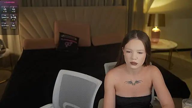 Tiana Princesss online show from 12.02.25