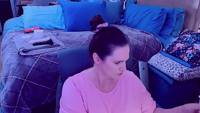 ninajaymes online show from 04.10.26