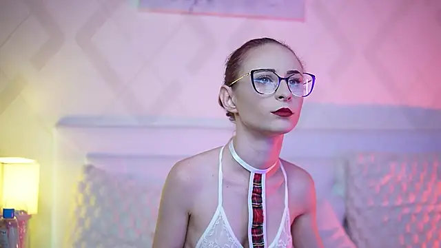 SaraiAngel online show from 09.20.25