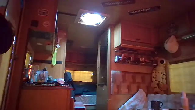 Snapshot of pepite25 chatting on 04.05.26 pepite25 online show from 04.05.26