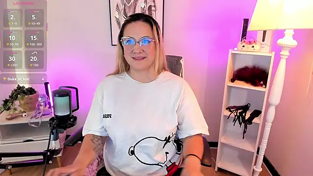 hollie joliie online show from 03.31.26