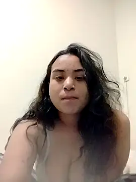 SoakedUpKitty- online show from 11.25.25