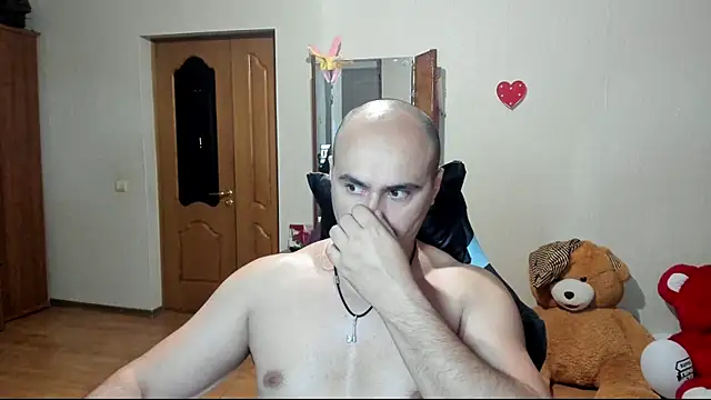 Snapshot of Gri_SH chatting on 09.29.25 Gri SH online show from 09.29.25