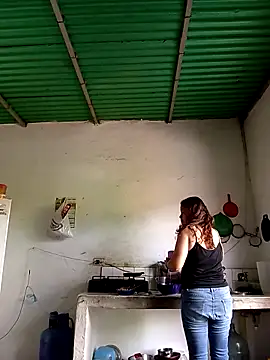 Snapshot of Eliz420 chatting on 09.16.25 Eliz420 online show from 09.16.25