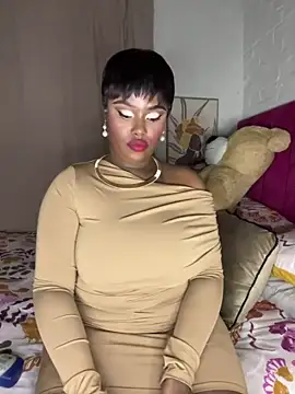 QUEEN NOBUHLE 777 online show from 06.11.26
