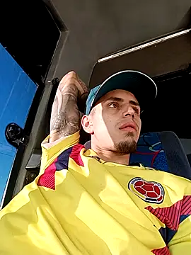 1C2AM22 online show from 09.09.25