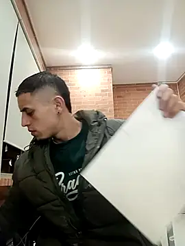 1C2AM22 online show from 10.22.25