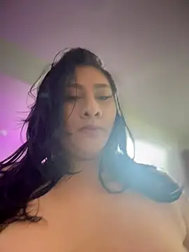 Elyross1  online show from 09.19.25