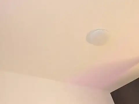 Elyross1  online show from 12.18.25