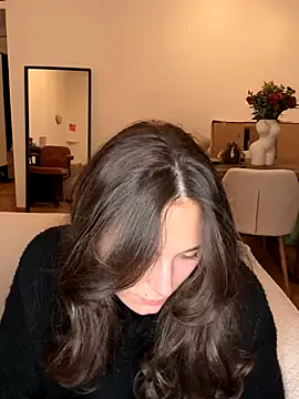 SophiiaStarr online show from 11.04.25