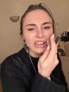 SophiiaStarr online show from 03.18.26