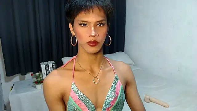 Snapshot of Tasha_Temptation chatting on 09.19.25 Tasha Temptation online show from 09.19.25