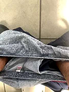 Snapshot of dicktime90 chatting on 11.26.25 dicktime90 online show from 11.26.25