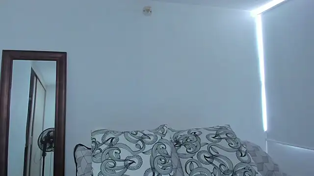 KingLevi01 online show from 04.19.26