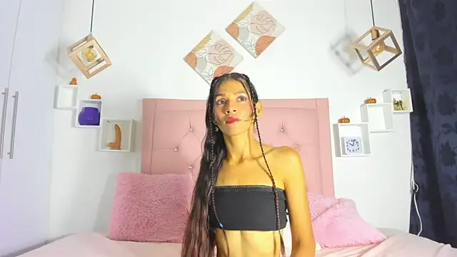 Mia Suarezzz online show from 10.29.25