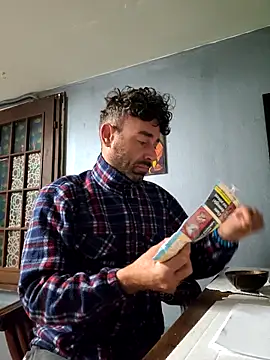 Snapshot of MatteoDom85 chatting on 10.22.25 MatteoDom85 online show from 10.22.25