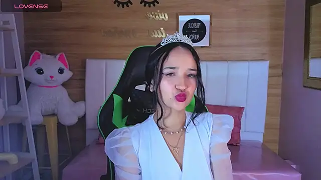 bella vibess s online show from 03.13.26