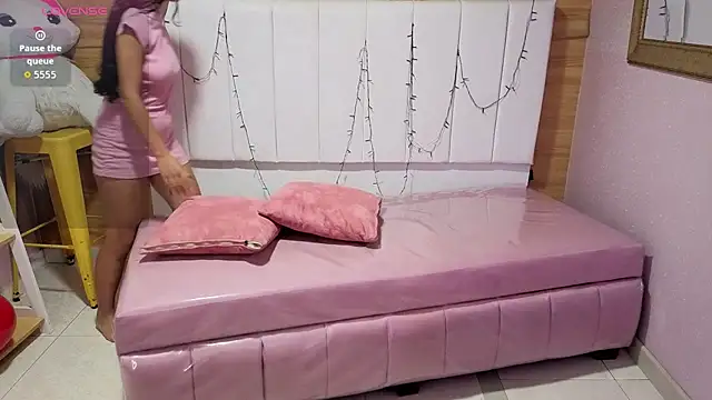 bella vibess s online show from 04.09.26