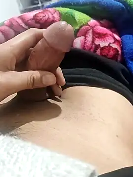 Snapshot of Joel-shine chatting on 10.19.25 Joel-shine online show from 10.19.25