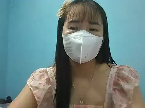 Snapshot of AmyChan99 chatting on 11.10.25 AmyChan99 online show from 11.10.25