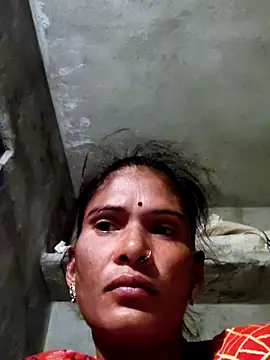 Snapshot of Love_bhabi chatting on 12.04.25 Love bhabi online show from 12.04.25